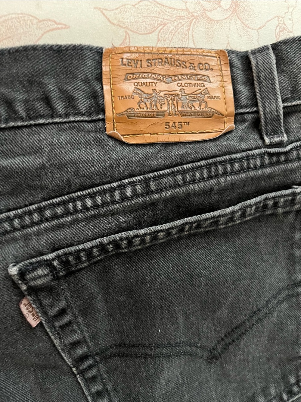Levi's 545 Black Relaxed Straight shorts